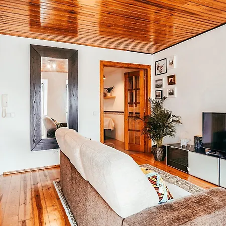 Apolonia Train Spot By Gt House Apartment Lissabon