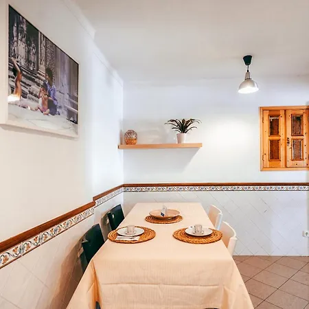 Apolonia Train Spot By Gt House Lejlighed