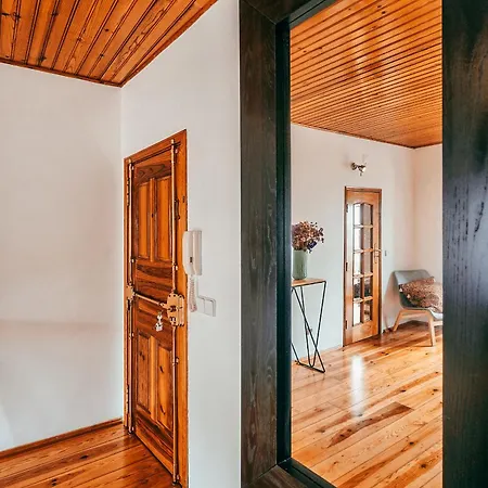 Apolonia Train Spot By Gt House Apartment Lissabon